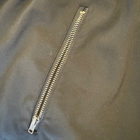 Lightweight Jogger - Picture 7 of 8